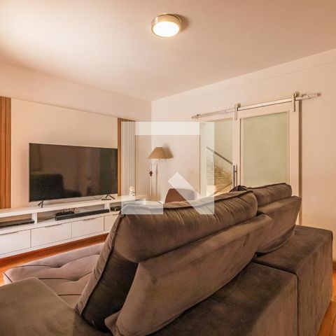 Casa de condomínio para alugar com 495m², 4 quartos e 4 vagas Casa de condomínio para alugar com 495m², 4 quartos e 4 vagasSala 2