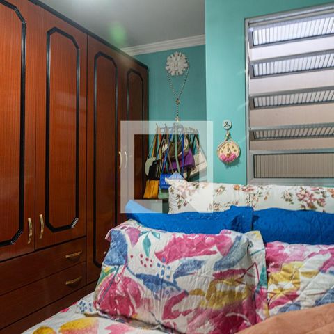 Casa à venda com 80m², 2 quartos e sem vaga Casa à venda com 80m², 2 quartos e sem vagaQuarto 1