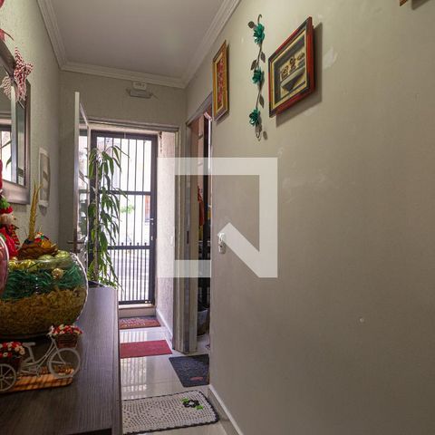 Casa à venda com 80m², 2 quartos e sem vaga Casa à venda com 80m², 2 quartos e sem vagaHall de entrada da casa