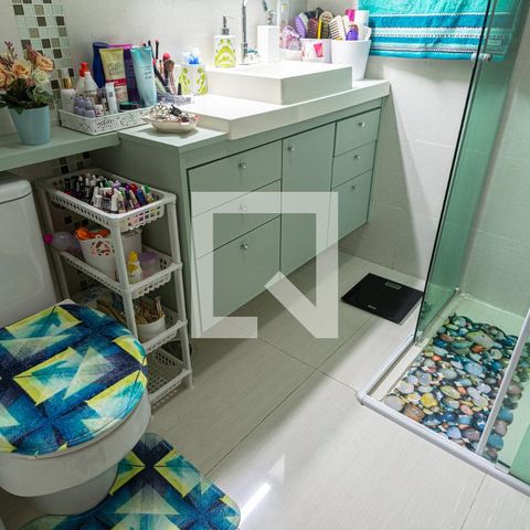 Casa à venda com 80m², 2 quartos e sem vaga Casa à venda com 80m², 2 quartos e sem vagaBanheiro 1