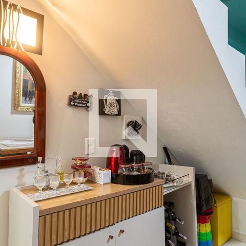 Casa à venda com 80m², 2 quartos e sem vaga Casa à venda com 80m², 2 quartos e sem vagaSala