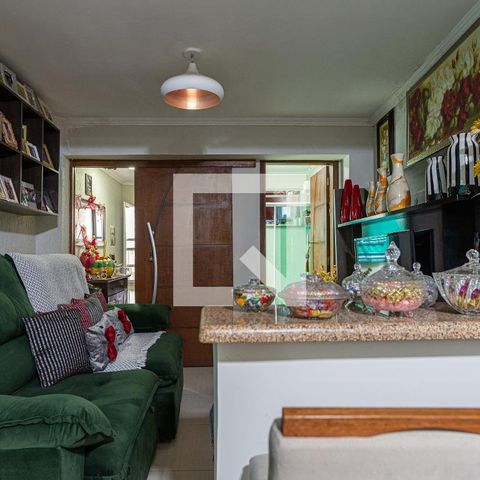 Casa à venda com 80m², 2 quartos e sem vaga Casa à venda com 80m², 2 quartos e sem vagaSala