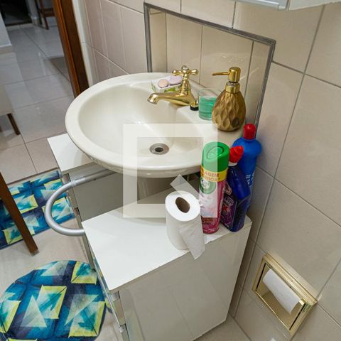 Casa à venda com 80m², 2 quartos e sem vaga Casa à venda com 80m², 2 quartos e sem vagaBanheiro 2