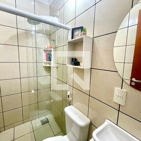 Casa à venda com 151m², 3 quartos e 2 vagas Casa à venda com 151m², 3 quartos e 2 vagasBanheiro Social