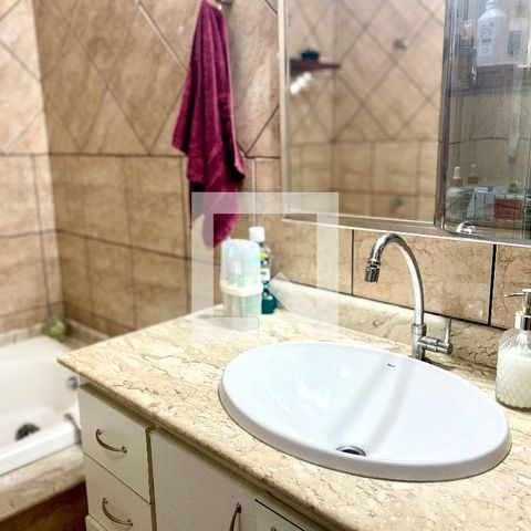 Casa à venda com 151m², 3 quartos e 2 vagas Casa à venda com 151m², 3 quartos e 2 vagasBanheiro da Suíte