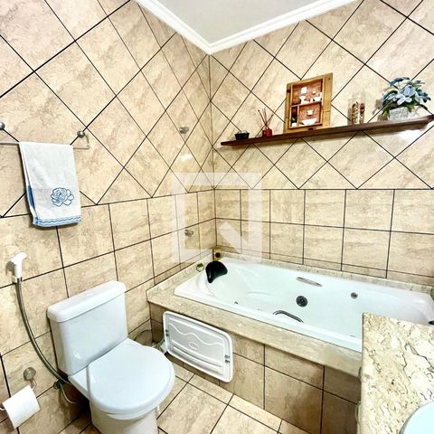 Casa à venda com 151m², 3 quartos e 2 vagas Casa à venda com 151m², 3 quartos e 2 vagasBanheiro da Suíte