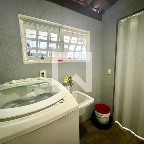 Casa à venda com 151m², 3 quartos e 2 vagas Casa à venda com 151m², 3 quartos e 2 vagasÁrea de Serviço