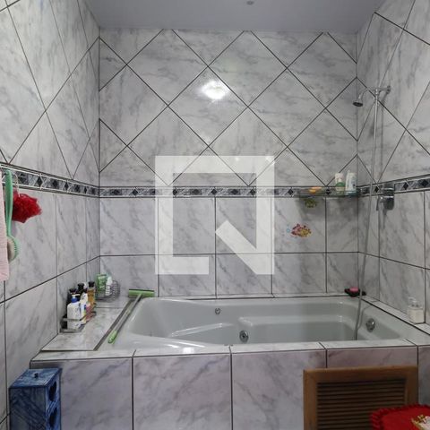 Casa à venda com 200m², 3 quartos e 5 vagasBanheiro suíte