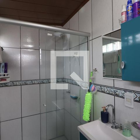Casa à venda com 200m², 3 quartos e 5 vagasBanheiro 2