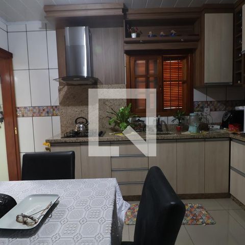 Casa à venda com 200m², 3 quartos e 5 vagasCozinha 