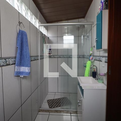 Casa à venda com 200m², 3 quartos e 5 vagasBanheiro 2