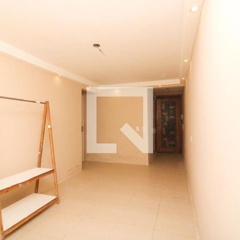 Apartamento à venda com 50m², 1 quarto e sem vaga Apartamento à venda com 50m², 1 quarto e sem vagaSala
