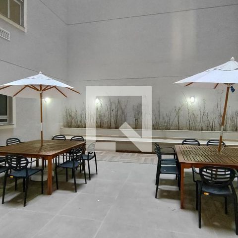 Apartamento à venda com 46m², 2 quartos e sem vagaÁrea comum - Salão de festas