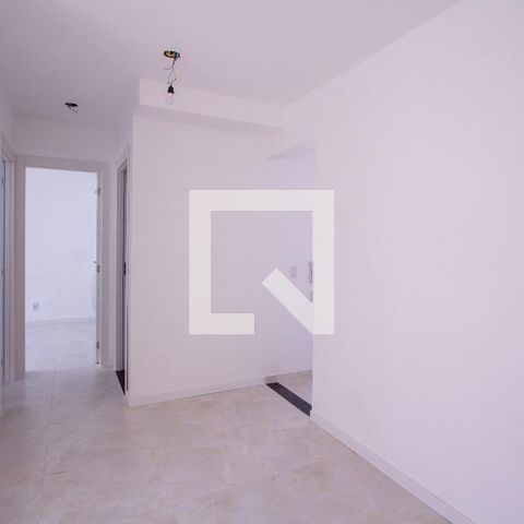 Apartamento à venda com 46m², 2 quartos e sem vagaSala