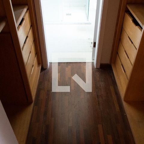 Apartamento à venda com 408m², 4 quartos e 4 vagasCLOSET