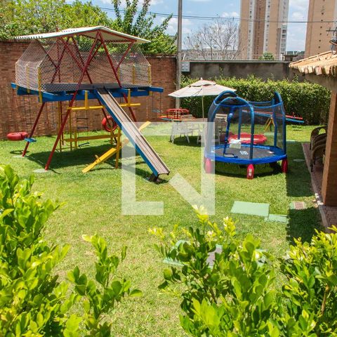 Apartamento à venda com 408m², 4 quartos e 4 vagasÁREA COMUM - PLAYGROUND