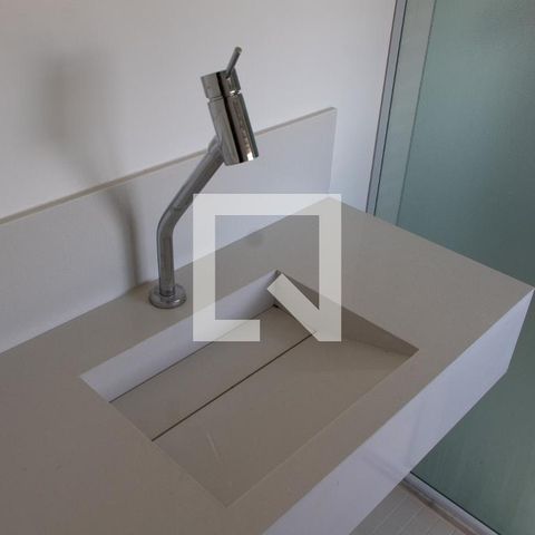 Apartamento à venda com 408m², 4 quartos e 4 vagasBANHEIRO SUITE 3