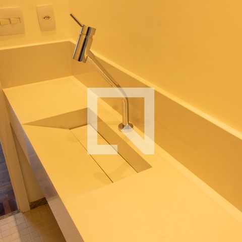 Apartamento à venda com 408m², 4 quartos e 4 vagasBANHEIRO DA SUITE 2