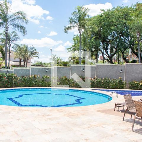 Apartamento à venda com 408m², 4 quartos e 4 vagasÁREA COMUM - PISCINA