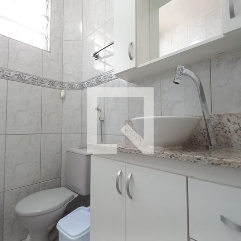 Apartamento à venda com 76m², 2 quartos e 1 vaga Apartamento à venda com 76m², 2 quartos e 1 vagaBanheiro