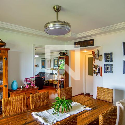 Apartamento à venda com 202m², 4 quartos e 3 vagas Apartamento à venda com 202m², 4 quartos e 3 vagasSala de Jantar