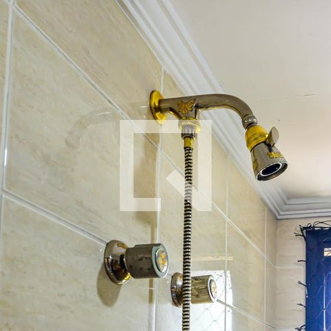 Apartamento à venda com 202m², 4 quartos e 3 vagas Apartamento à venda com 202m², 4 quartos e 3 vagasBanheiro da Suíte 2