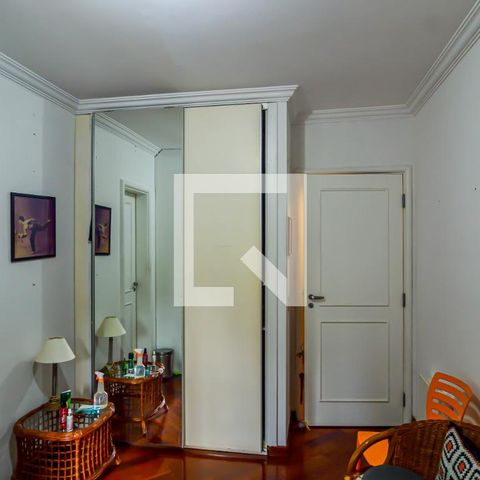Apartamento à venda com 202m², 4 quartos e 3 vagas Apartamento à venda com 202m², 4 quartos e 3 vagasSuíte 1