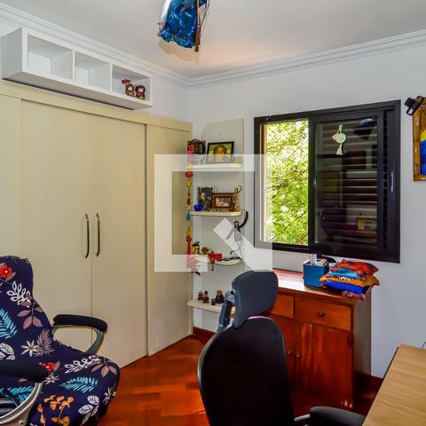 Apartamento à venda com 202m², 4 quartos e 3 vagas Apartamento à venda com 202m², 4 quartos e 3 vagasQuarto 1
