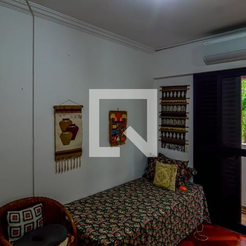 Apartamento à venda com 202m², 4 quartos e 3 vagas Apartamento à venda com 202m², 4 quartos e 3 vagasSuíte 1