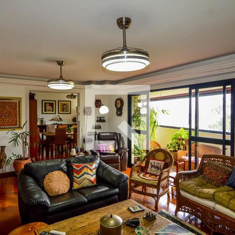 Apartamento à venda com 202m², 4 quartos e 3 vagas Apartamento à venda com 202m², 4 quartos e 3 vagasSala