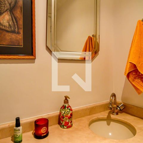 Apartamento à venda com 202m², 4 quartos e 3 vagas Apartamento à venda com 202m², 4 quartos e 3 vagasLavabo