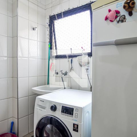 Apartamento à venda com 202m², 4 quartos e 3 vagas Apartamento à venda com 202m², 4 quartos e 3 vagasÁrea de Serviço