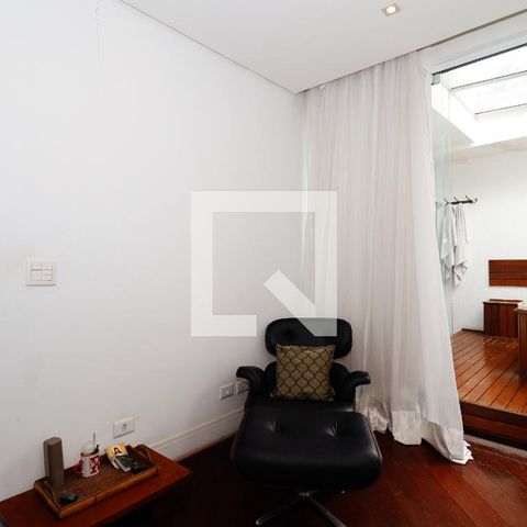 Casa à venda com 390m², 3 quartos e 2 vagas Casa à venda com 390m², 3 quartos e 2 vagasSuíte 1