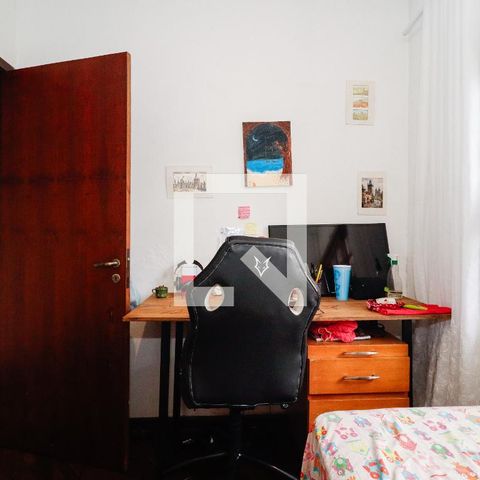 Casa à venda com 390m², 3 quartos e 2 vagas Casa à venda com 390m², 3 quartos e 2 vagasQuarto 3
