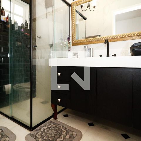 Casa à venda com 390m², 3 quartos e 2 vagas Casa à venda com 390m², 3 quartos e 2 vagasBanheiro da Suíte 1