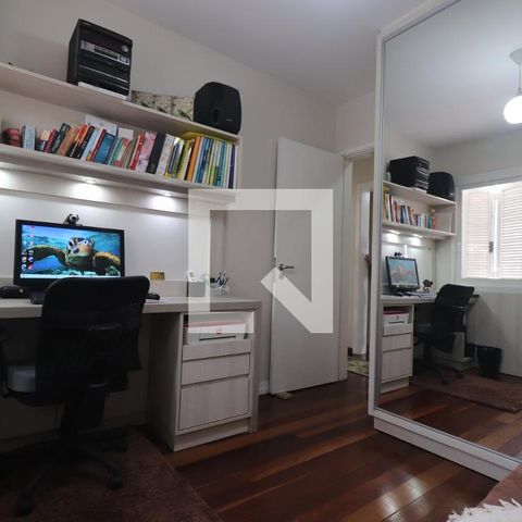 Casa à venda com 204m², 4 quartos e 2 vagasQuarto 3