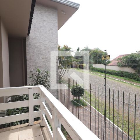 Casa à venda com 204m², 4 quartos e 2 vagasQuarto 1 sacada