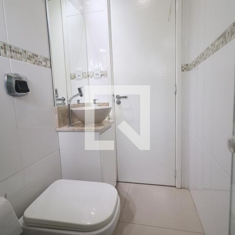 Casa à venda com 204m², 4 quartos e 2 vagasBanheiro
