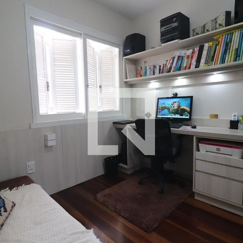 Casa à venda com 204m², 4 quartos e 2 vagasQuarto 3