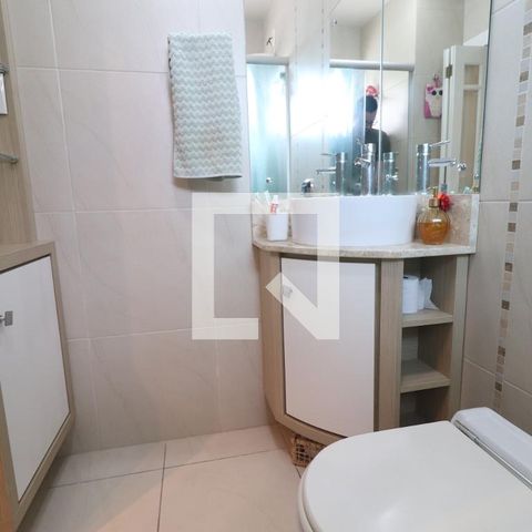 Casa à venda com 204m², 4 quartos e 2 vagasBanheiro 2