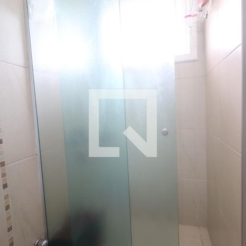 Casa à venda com 204m², 4 quartos e 2 vagasBanheiro 2