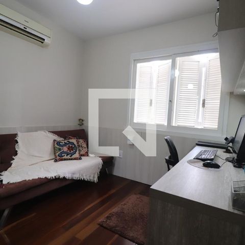 Casa à venda com 204m², 4 quartos e 2 vagasQuarto 3