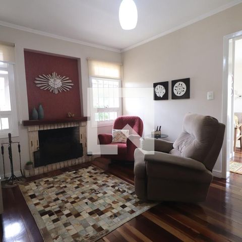 Casa à venda com 204m², 4 quartos e 2 vagasSala 2