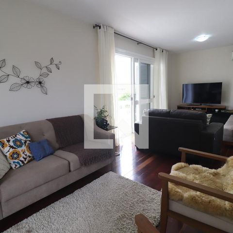 Casa à venda com 204m², 4 quartos e 2 vagassala