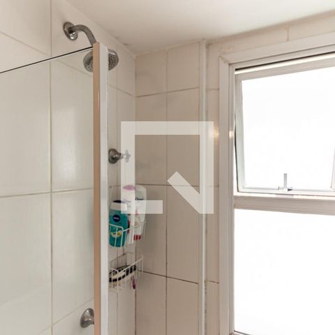 Studio para alugar com 30m², 1 quarto e 1 vaga Studio para alugar com 30m², 1 quarto e 1 vagaBanheiro
