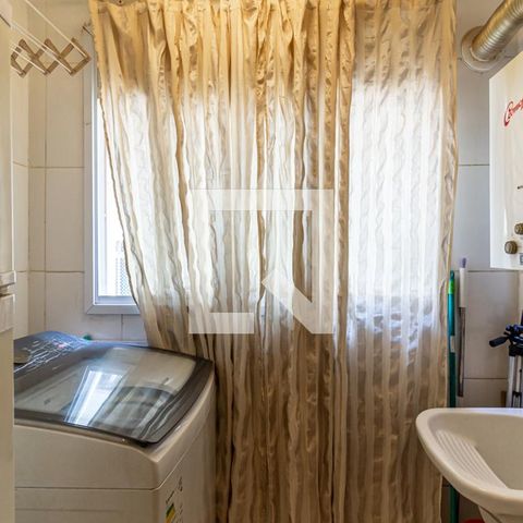 Studio para alugar com 30m², 1 quarto e 1 vaga Studio para alugar com 30m², 1 quarto e 1 vagaÁrea de Serviço