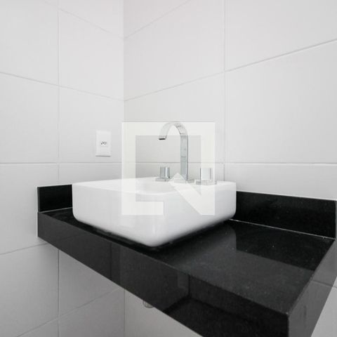 Casa de condomínio à venda com 225m², 3 quartos e 2 vagas Casa de condomínio à venda com 225m², 3 quartos e 2 vagasBanheiro