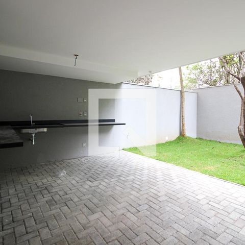Casa de condomínio à venda com 225m², 3 quartos e 2 vagas Casa de condomínio à venda com 225m², 3 quartos e 2 vagasGaragem