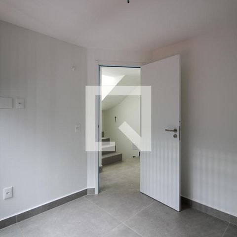 Casa de condomínio à venda com 225m², 3 quartos e 2 vagas Casa de condomínio à venda com 225m², 3 quartos e 2 vagasQuarto 2