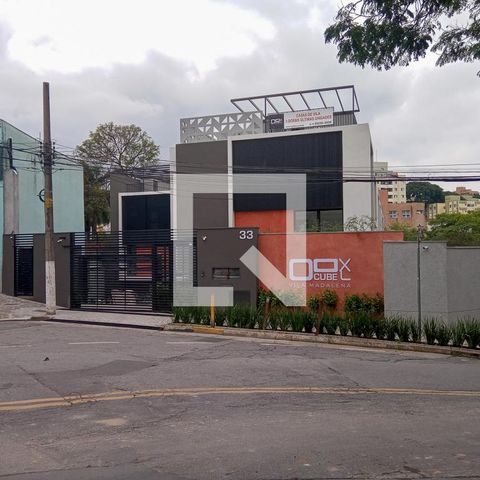 Casa de condomínio à venda com 225m², 3 quartos e 2 vagas Casa de condomínio à venda com 225m², 3 quartos e 2 vagasFachada